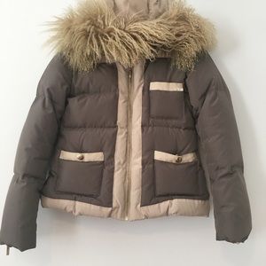 Down jacket. Size 44 fits like S.
